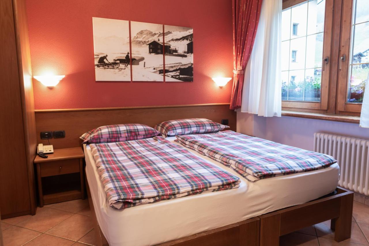 Hotel Garni Rin Da Rin Ливиньо Экстерьер фото